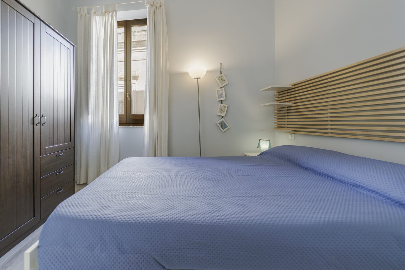 Interno elegante di villa in Sicilia